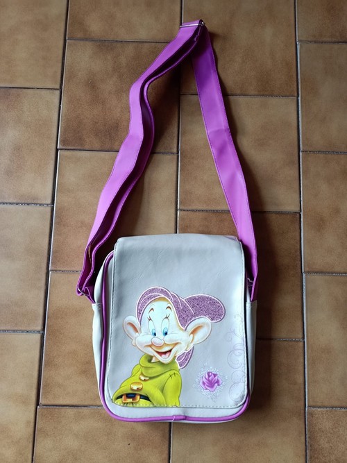 marsupio della Walt Disney